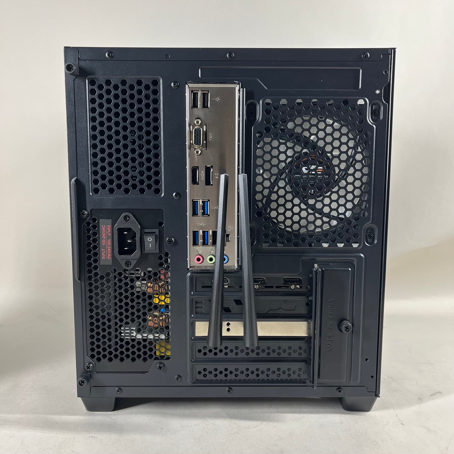 CyberPower i-Series i7-12700KF 3.60GHz 32GB RAM 1TB SSD Radeon rx 9060 xt