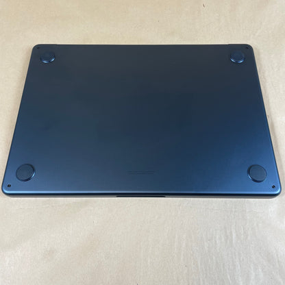 2025 Apple MacBook Air 13.6" M4 8 Core 4.5GHz 16GB RAM 256GB SSD MW123LL/A