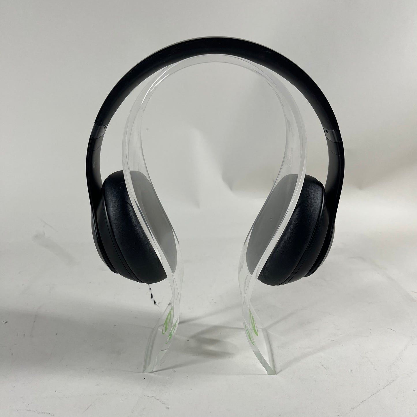 Beats Studio Pro Wireless Over-Ear Bluetooth Headphones Black A2924