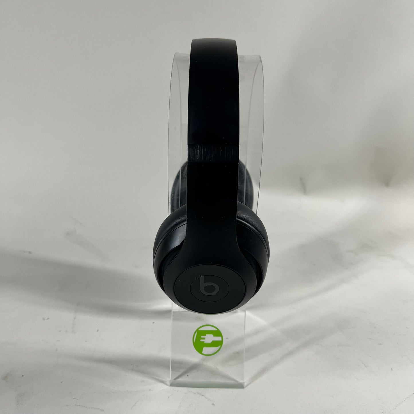 Beats Studio Pro Wireless Over-Ear Bluetooth Headphones Black A2924