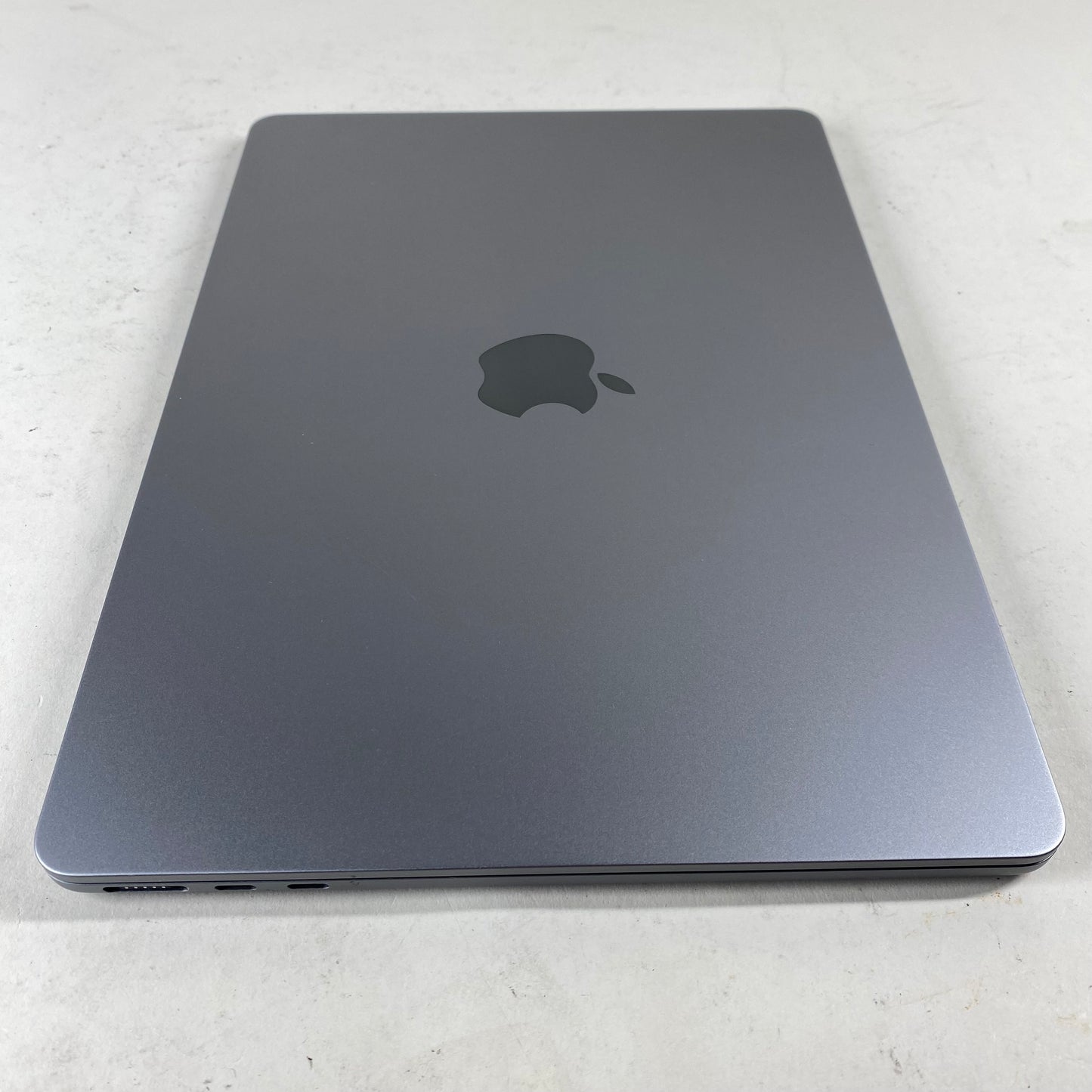 2022 Apple MacBook Air 13.6" M2 8C GPU 3.5GHz 16GB RAM 256GB SSD A2681