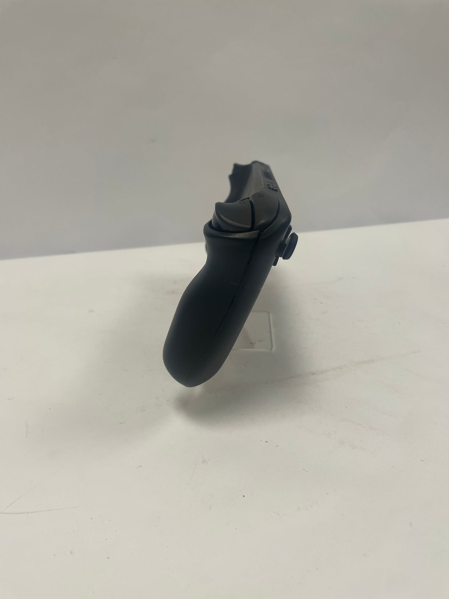 Valve Steam Deck 7" AMD 7nm Ryzen APU 16GB 256GB Black 1010