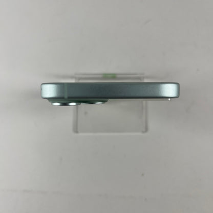 Unlocked Apple iPhone 15 256GB 18.6 Green MTM83LL/A