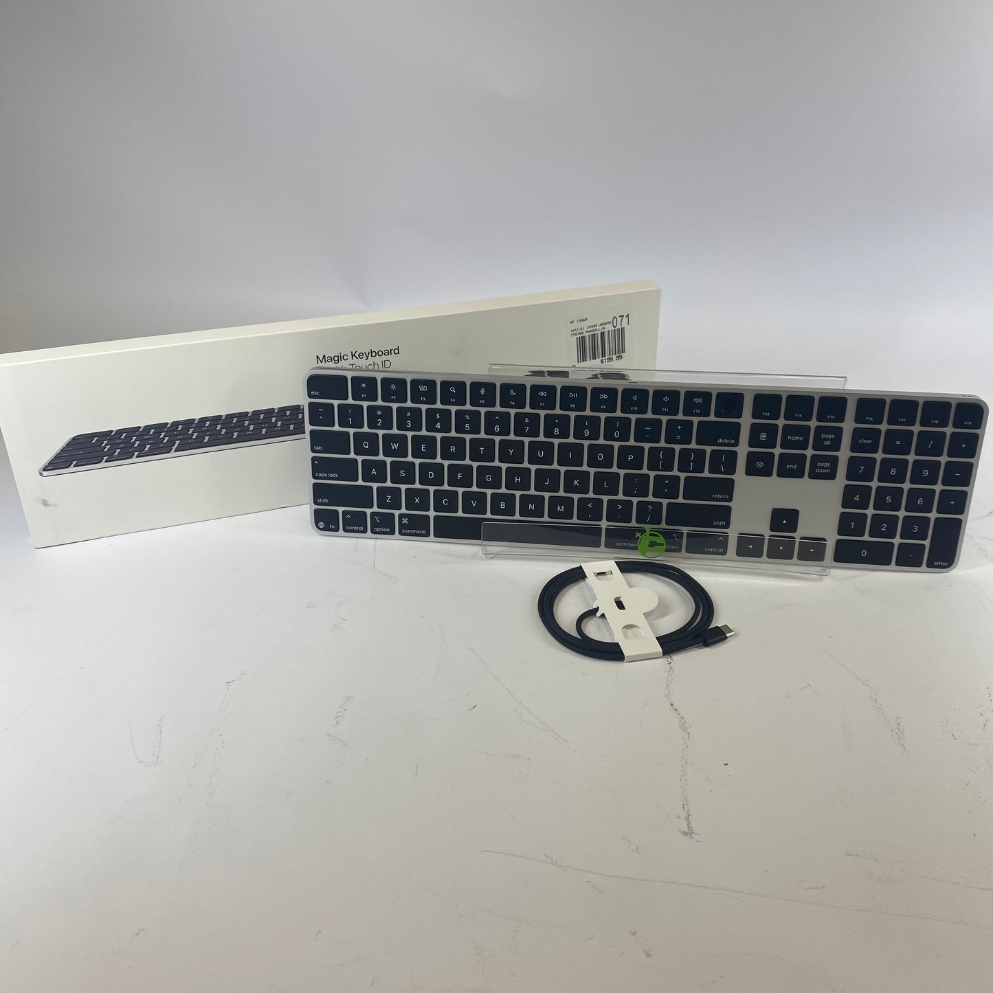 New Apple Magic Keyboard Keyboard MXX83LL/A