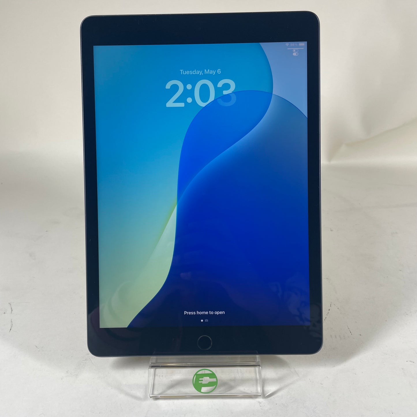 WiFi Only Apple iPad 9th Gen 64GB 18.1.1 SPACE GRAY A2602