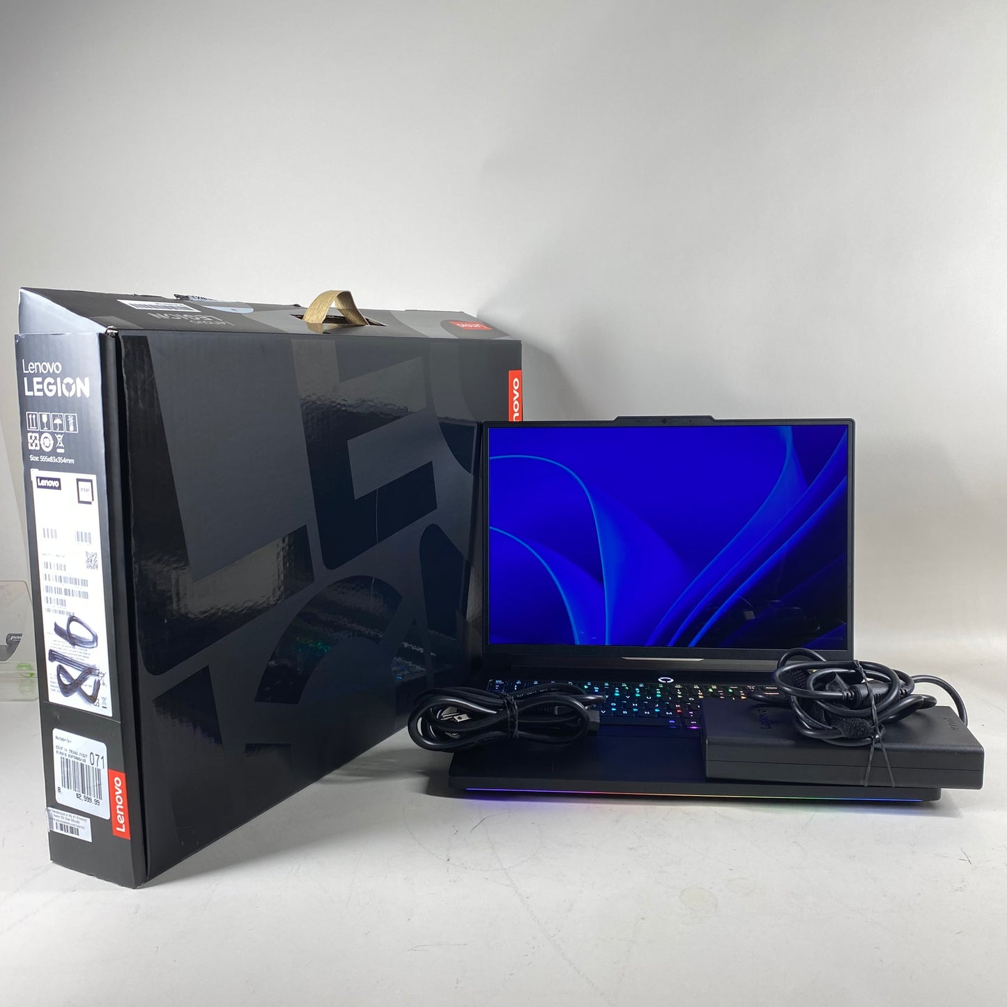 Lenovo Legion Pro 7 16IAX10H 16" Core Ultra 9 275HX 2.7GHz 32GB RAM 1TB SSD 1TB 