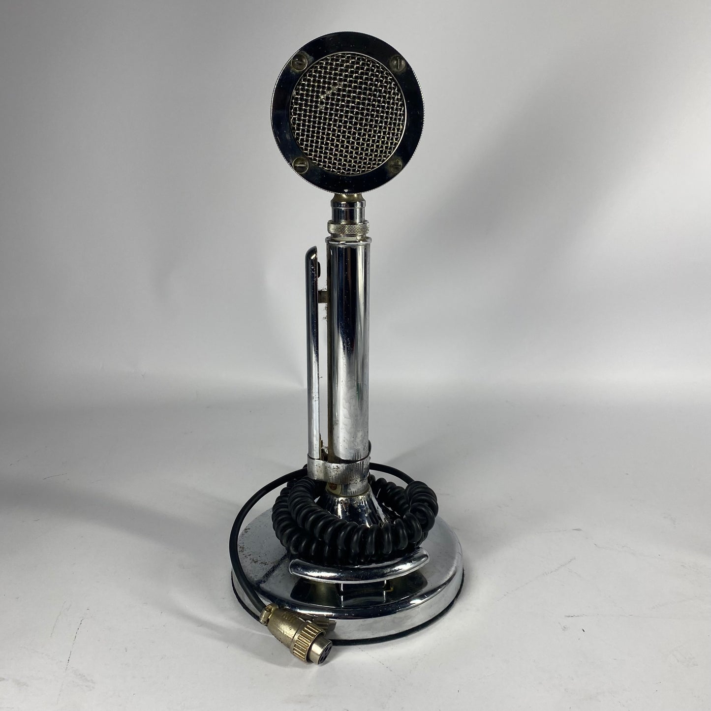 Astatic D-104 Silver Eagle Desktop Microphone  TUP9-D104SE