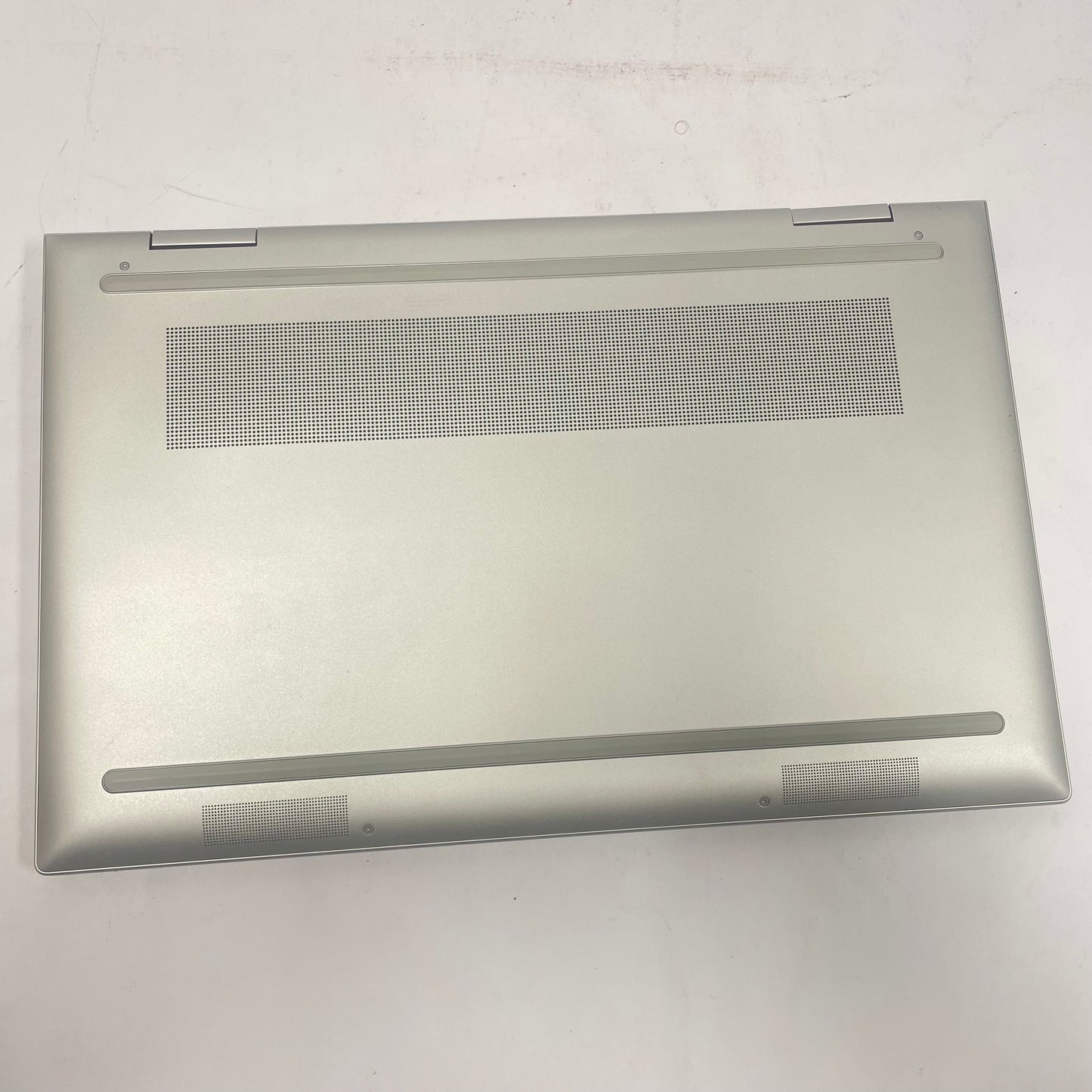 HP Envy x360 15-EW0013DX 15.6" i5-1235u 1.3GHz 8GB RAM 256GB SSD