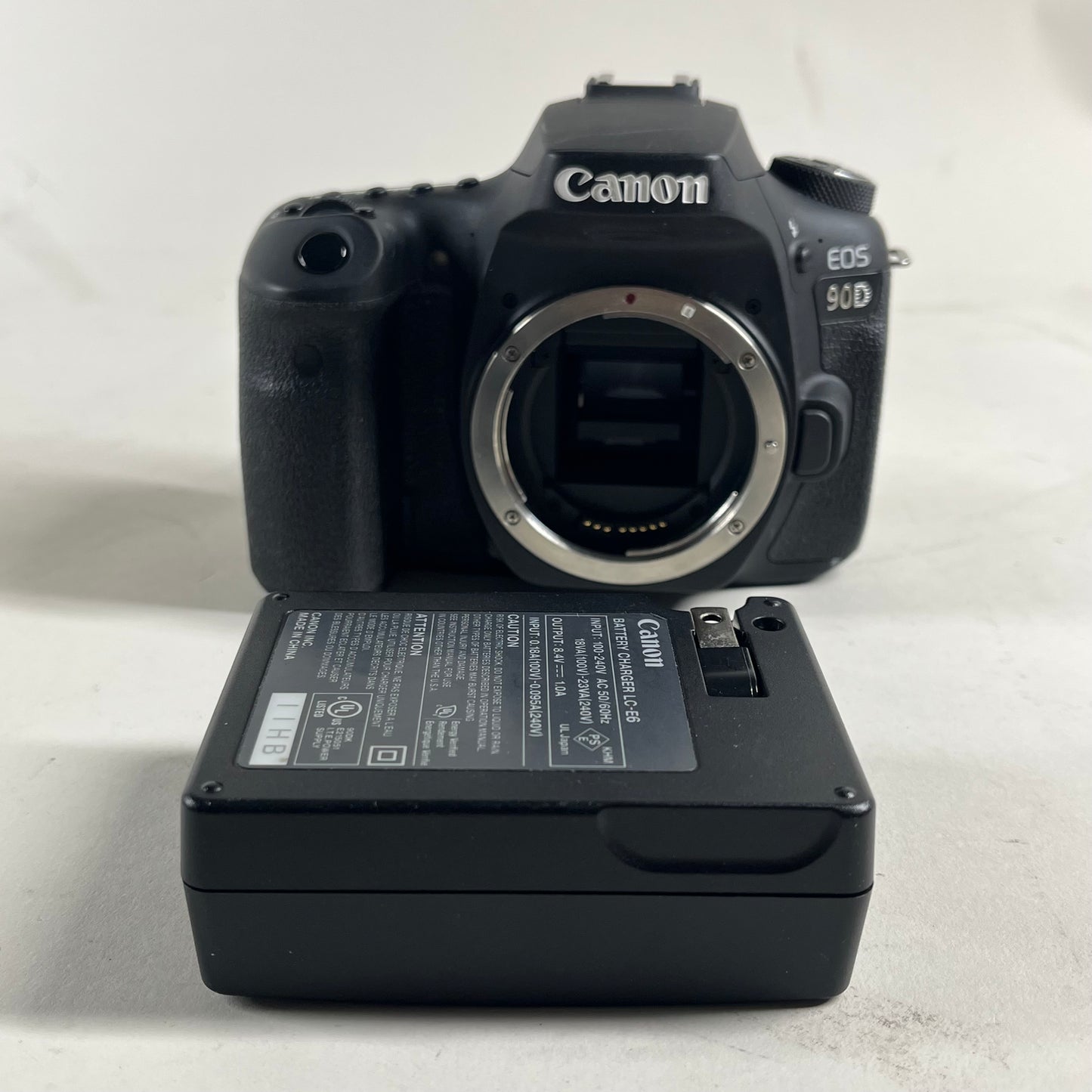 Canon EOS 90D 32.5MP Digital SLR DSLR Camera