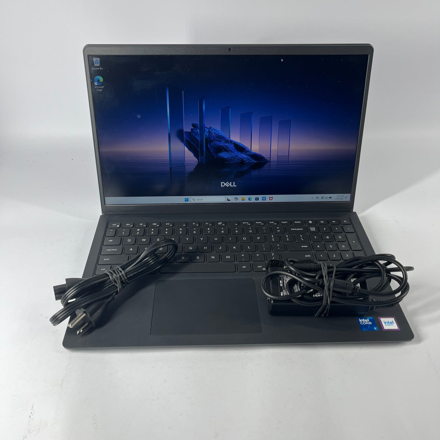 Dell 15 DC15250 15.6" Core 3 100U 1.2GHz 8GB RAM 500GB SSD