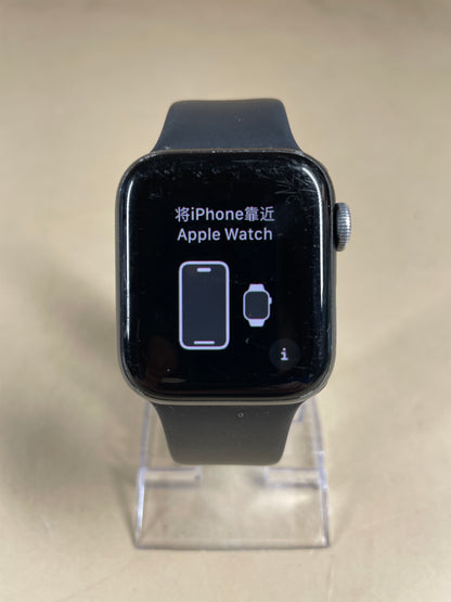 Unlocked Apple Watch Series 5 40MM Aluminum and Ceramic MWWQ2LL/A