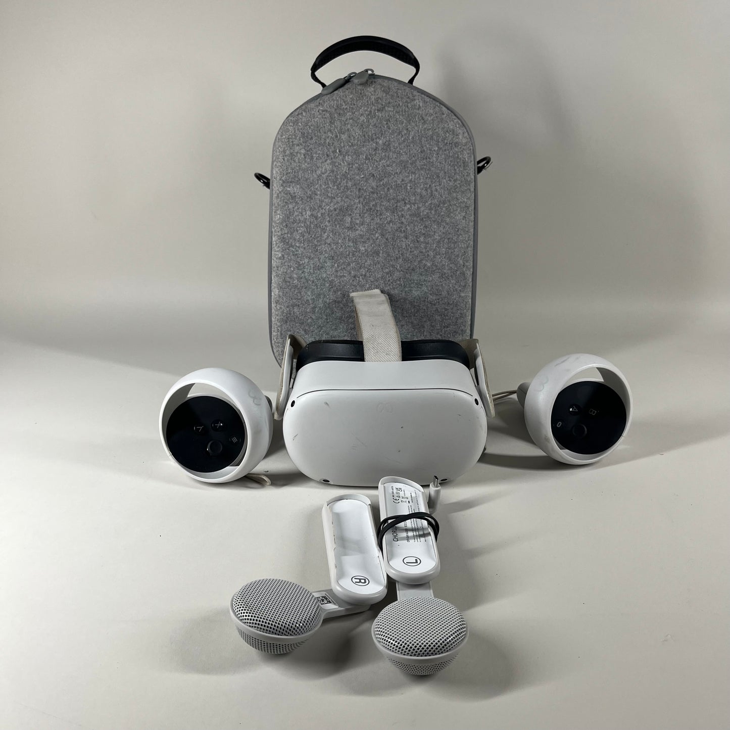 Meta Quest 2 128GB Standalone All-in-One VR Headset KW49CM