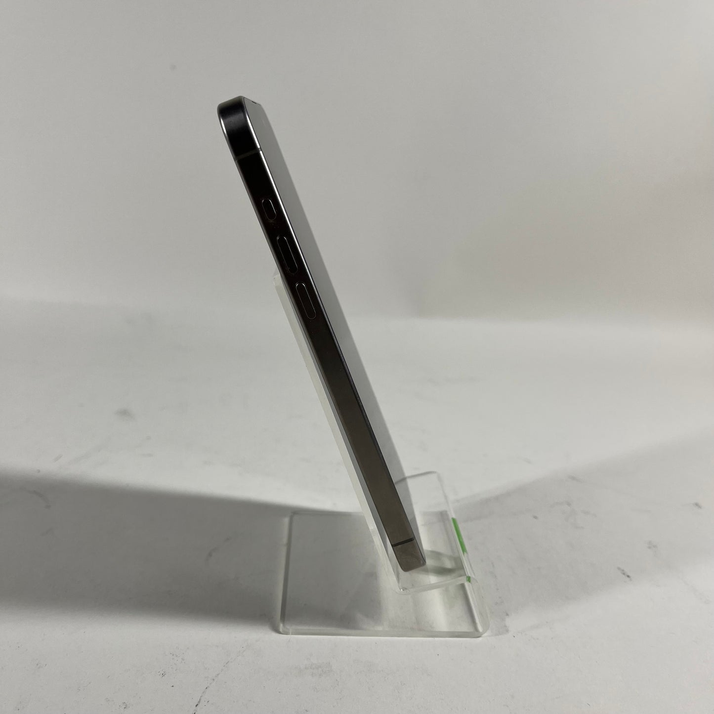 Factory Unlocked Apple iPhone 15 Pro Max 256GB Natural Titanium MU683LL/A