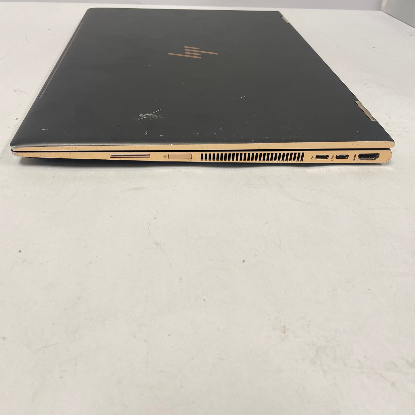 HP Spectre x360 15-CH011DX 15.6" i7-8550U 2.0GHz 16GB RAM 512GB SSD