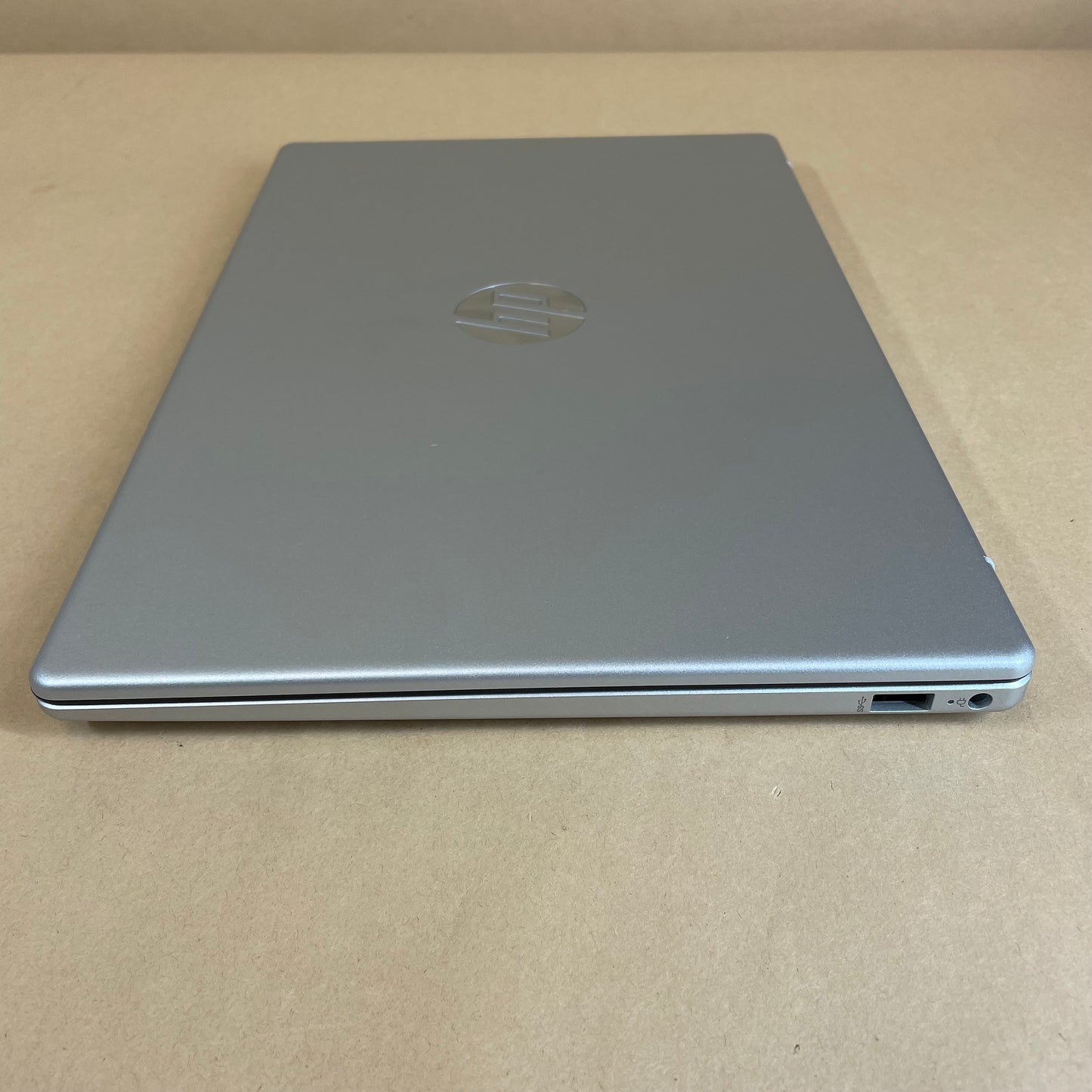 New HP Laptop 14-EP0299NR 14" i3-N305 3.8GHz 8GB RAM 256GB SSD