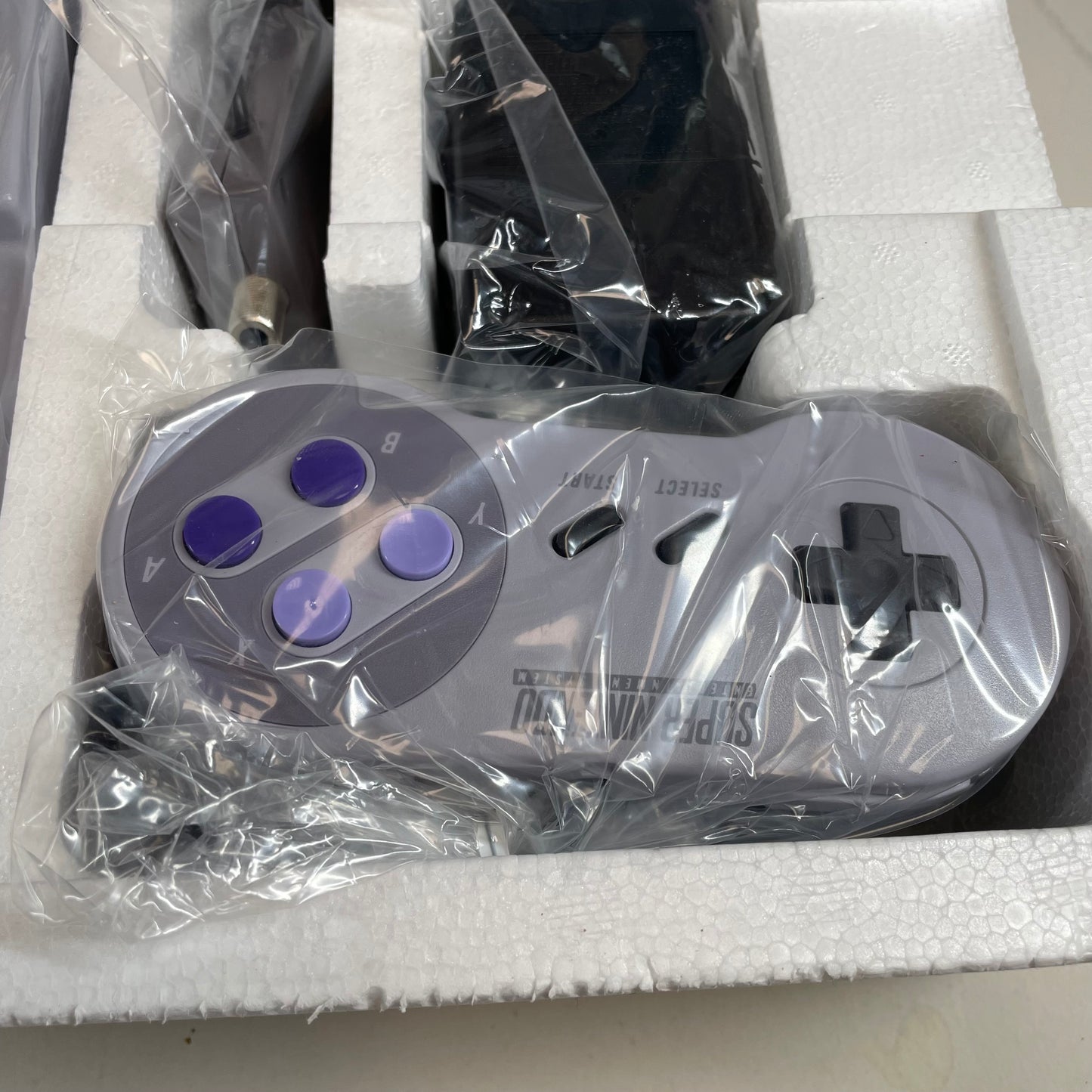 New Nintendo Super Nintendo Entertainment System SNES Video Game Console SNS-001