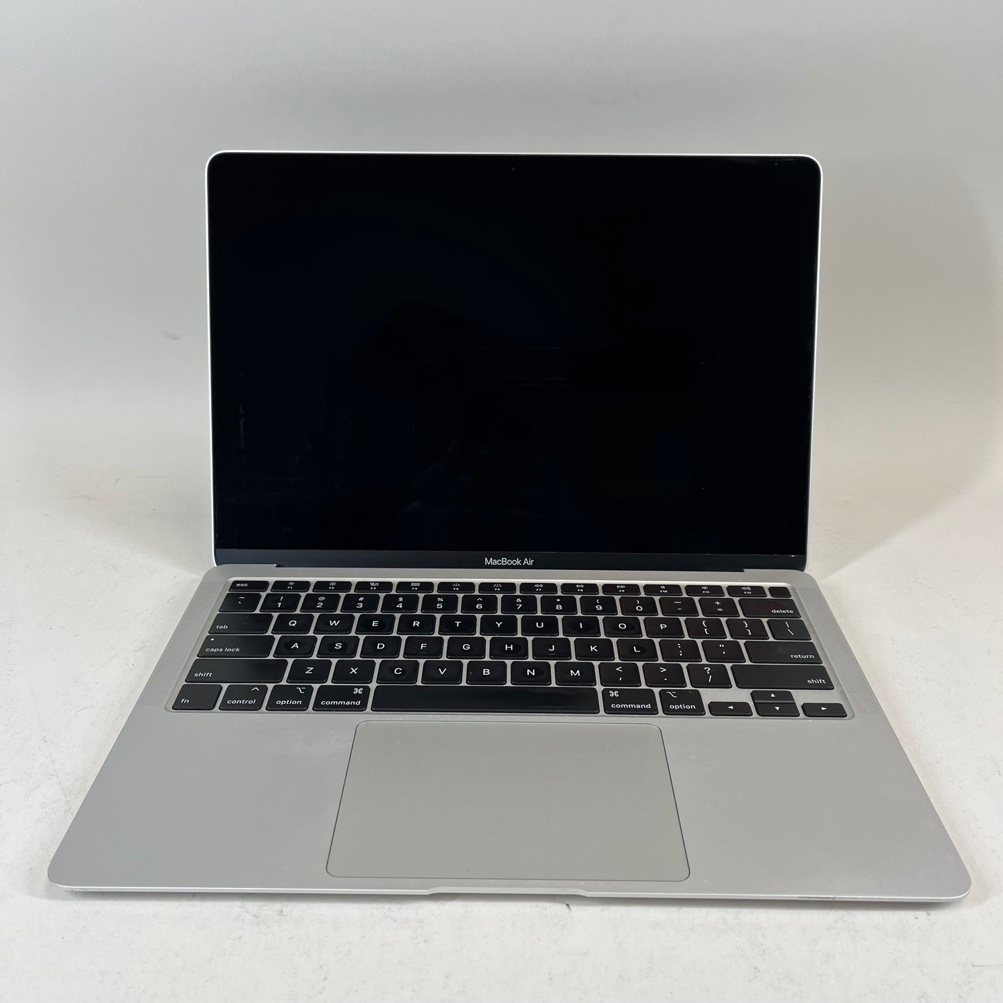 2020 Apple MacBook Air 13.3" i5 1.1GHz 8GB RAM 256GB SSD Silver A2179