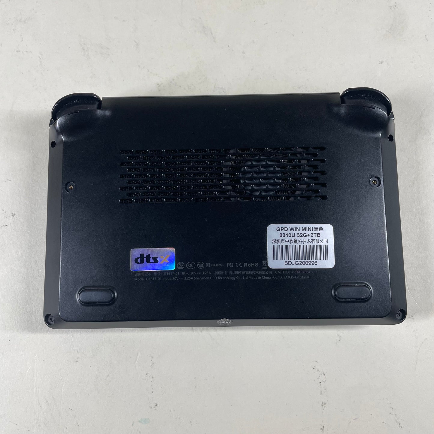 GPD Win Mini Zen 4 G1617-01 7" Ryzen 8840U 3.3GHz 32G RAM 2TB SSD Radeon 890M