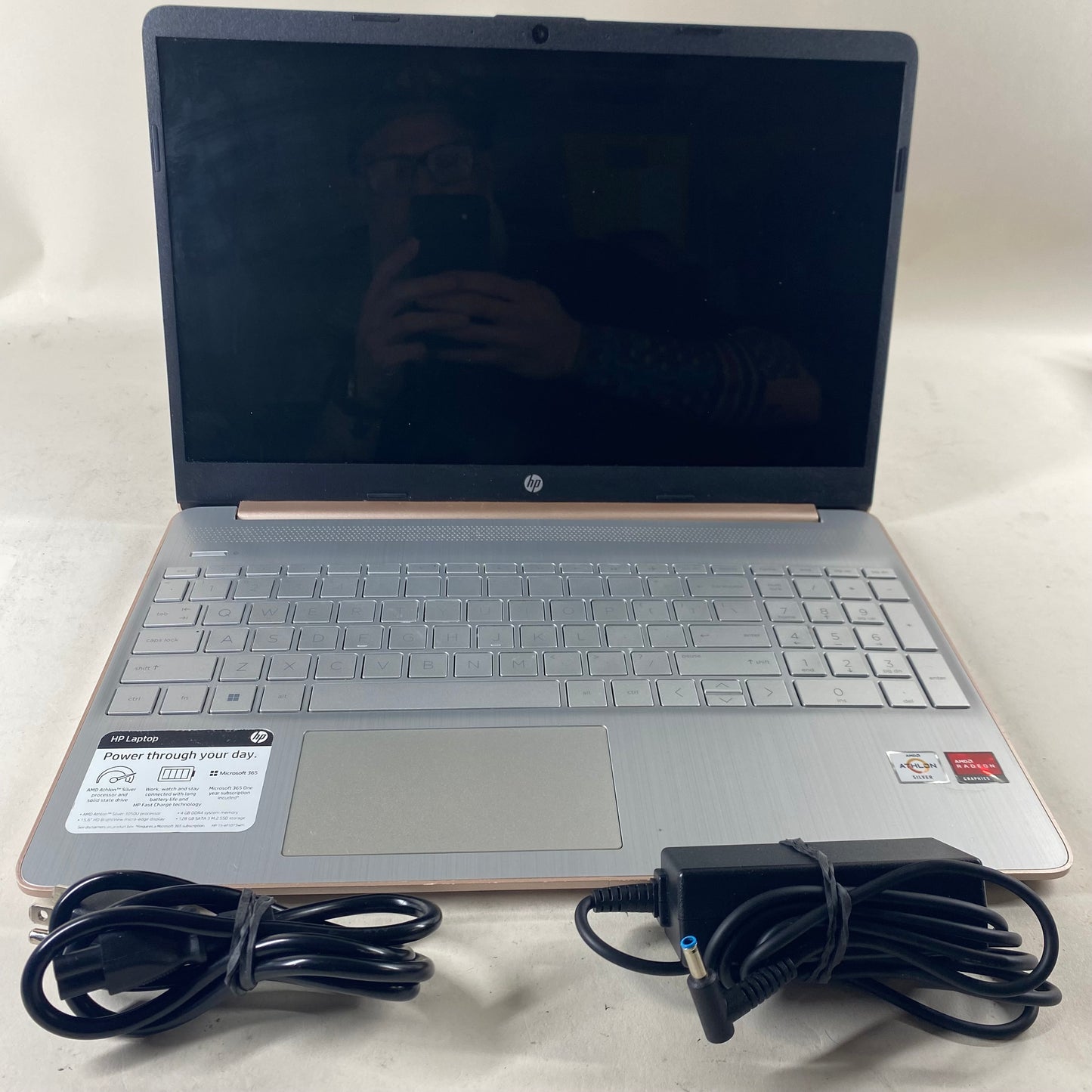 HP Laptop 15-EF1073WM 15.6" Athlon Silver 3050U 2.3GHz 8GB RAM 128GB SSD