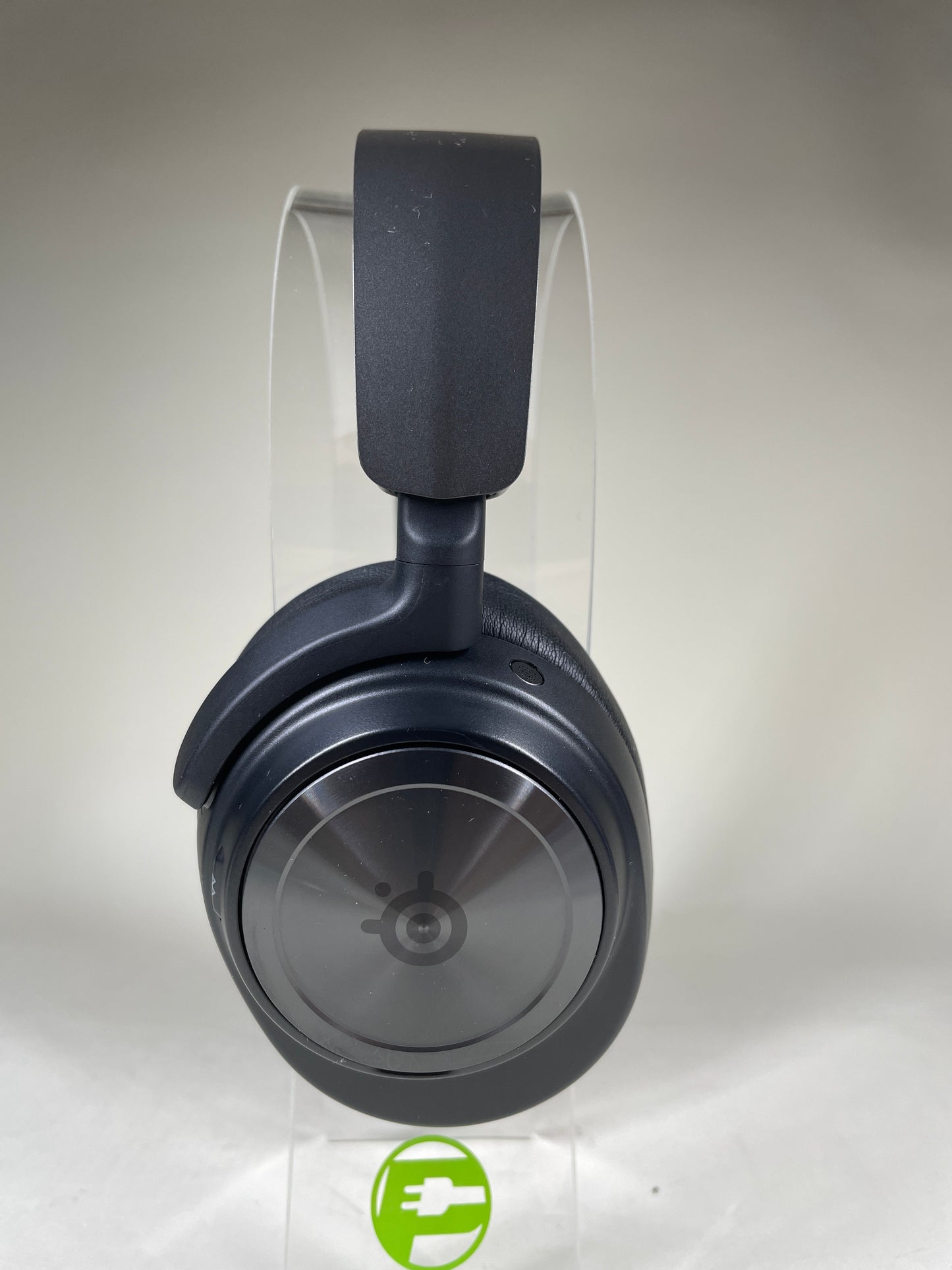 Steelseries ARCTIS NOVA PRO Wireless Over-Ear Bluetooth Headphones Black