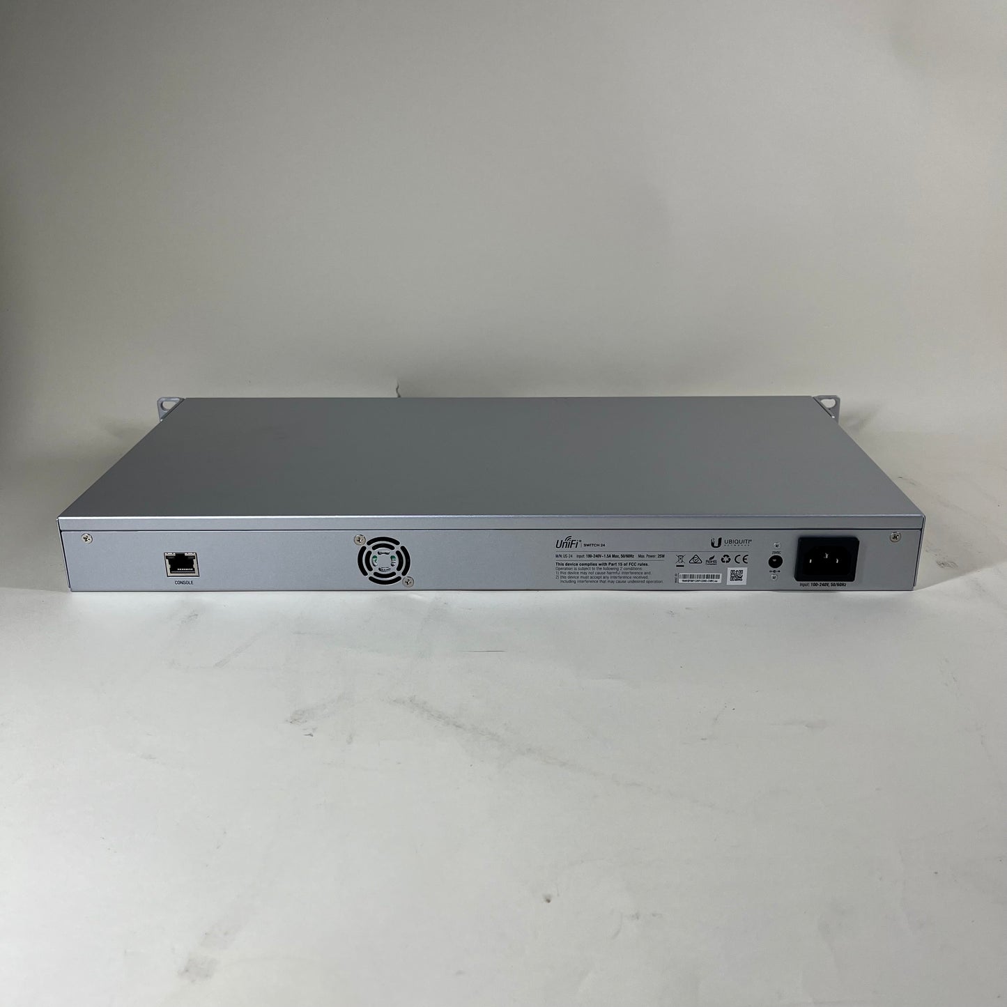 Ubiquiti Unifi Switch 24 24-Port Gigabit Managed Switch US-24 Unclaimed