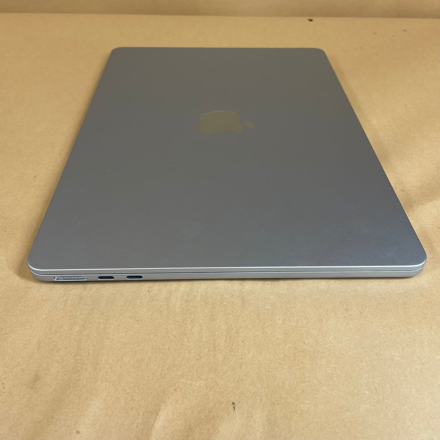 2025 Apple MacBook Air 13.6" M4 8C GPU 4.5GHz 16GB RAM 256GB SSD A3240