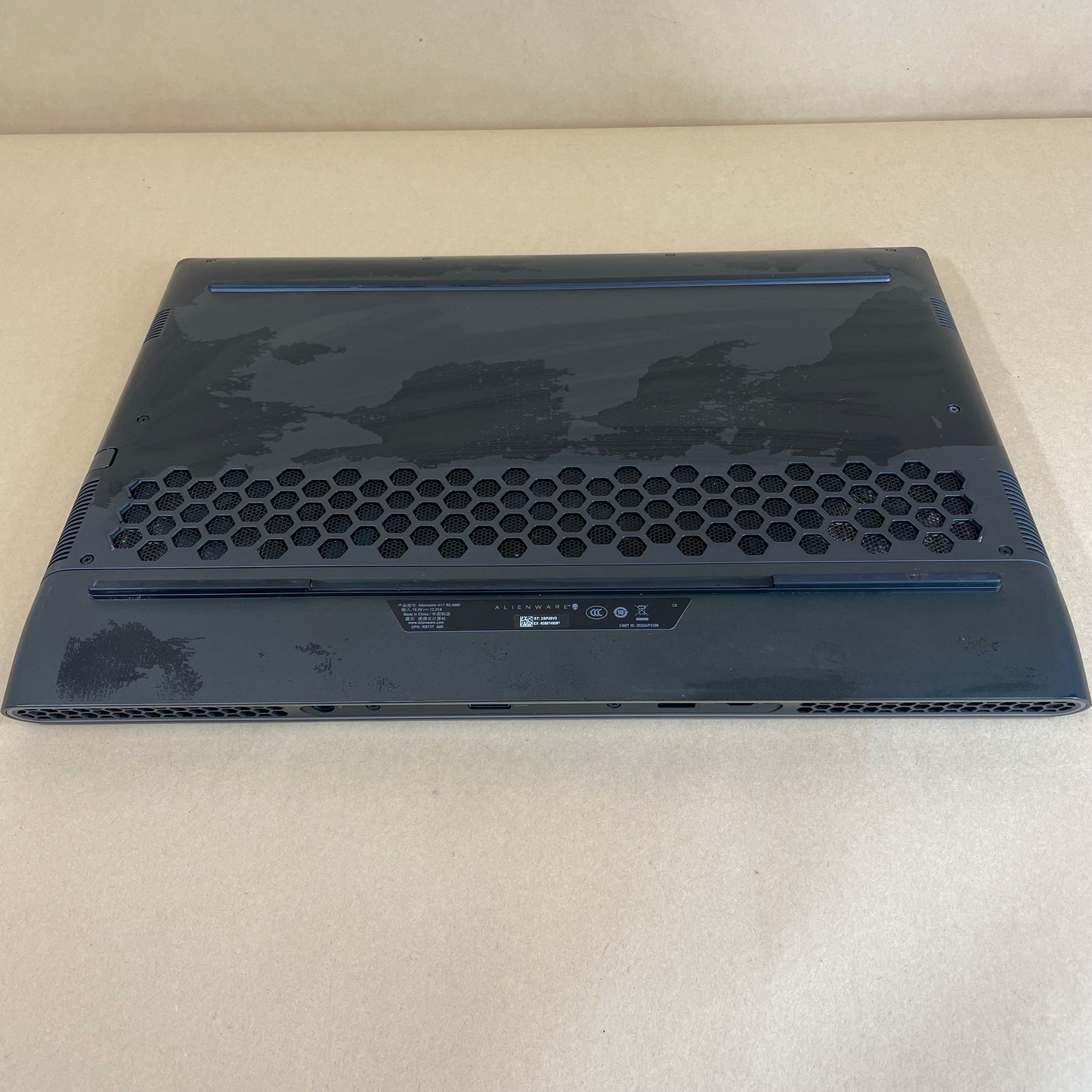 Alienware M17 R5 17" Ryzen 7 6800H 3.0GHz 16GB RAM 512GB SSD GeForce RTX 3060