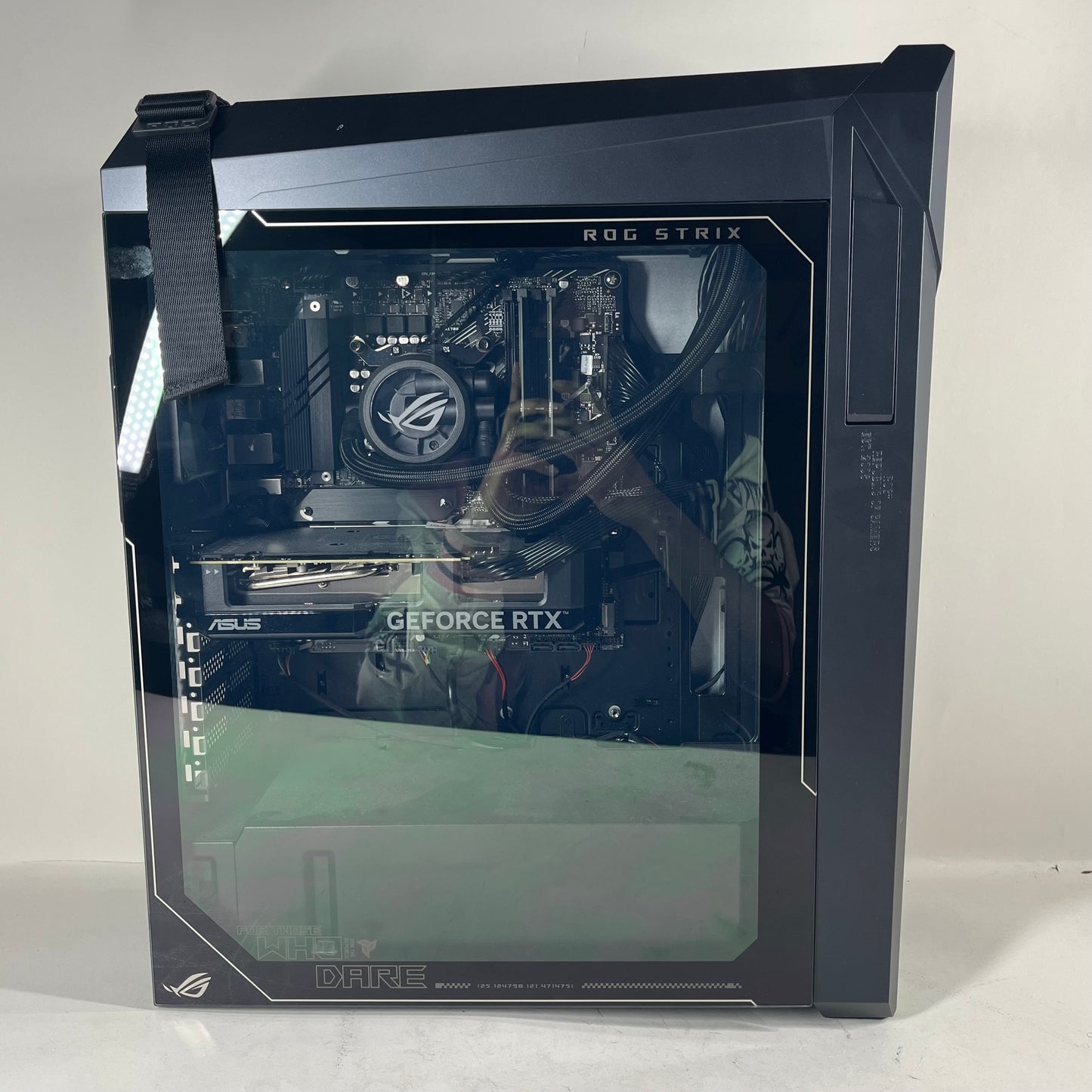 Asus ROG STRIX G16CHR i7-1400F 2.10GHz 32GB RAM ASUS GeForce RTX 4060 Ti