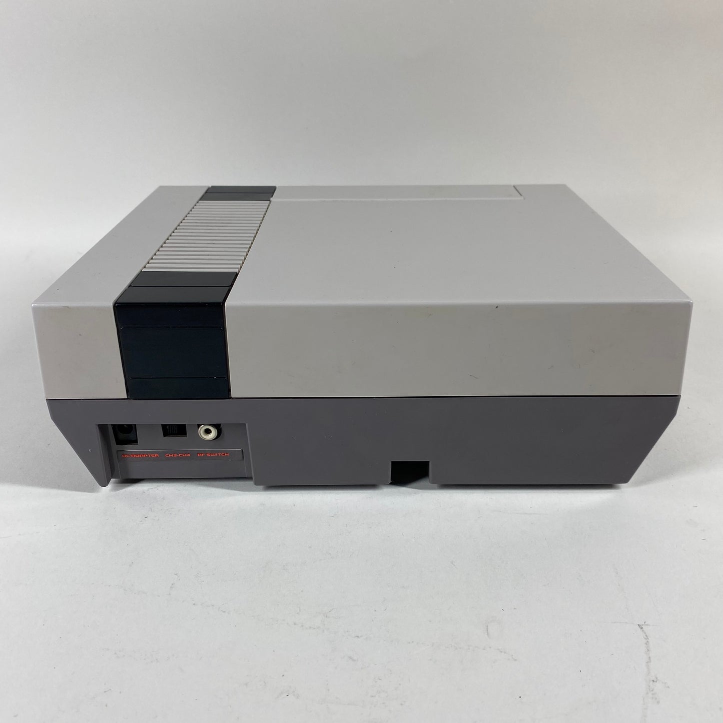 Nintendo Entertainment System NES Video Game Console NES-001 Gray