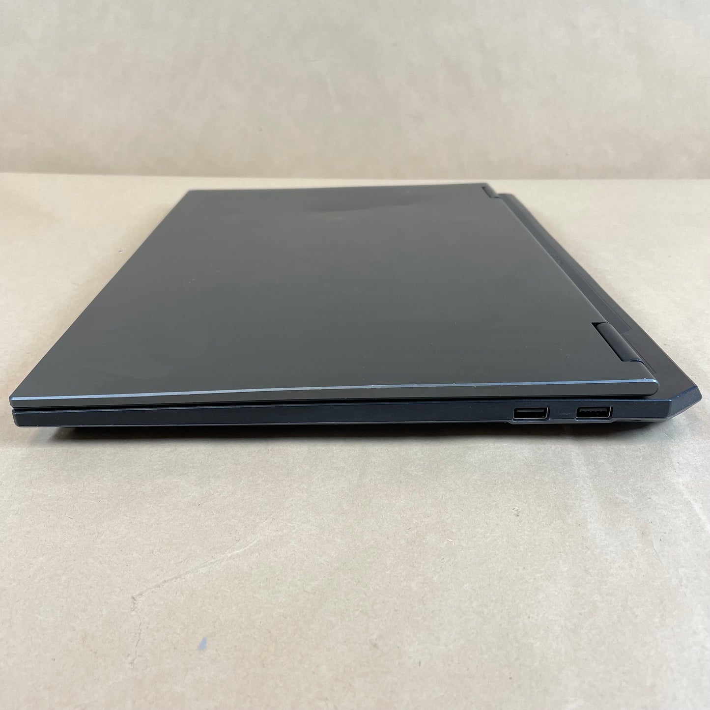 Asus TUF A16 FA608 16" Ryzen 9 270 4.0GHz 32GB RAM 1TB SSD GeForce RTX 5070