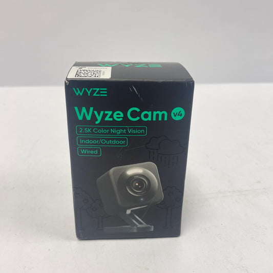 New Wyze V4 Indoor/Outdoor Security Camera Unclaimed