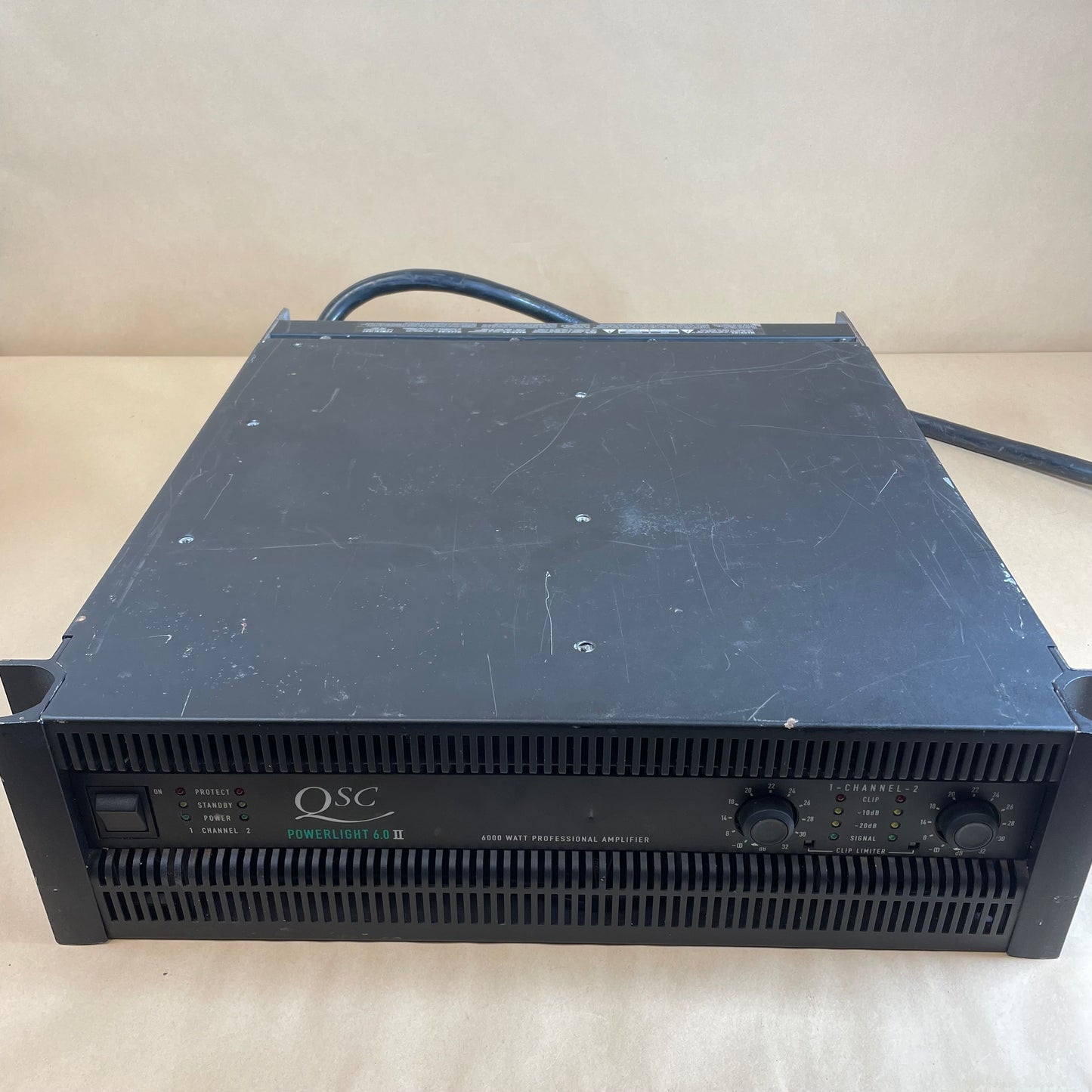 QSC PowerLight 6.0 II 6000 Watt Professional Amplifier PL6.0II