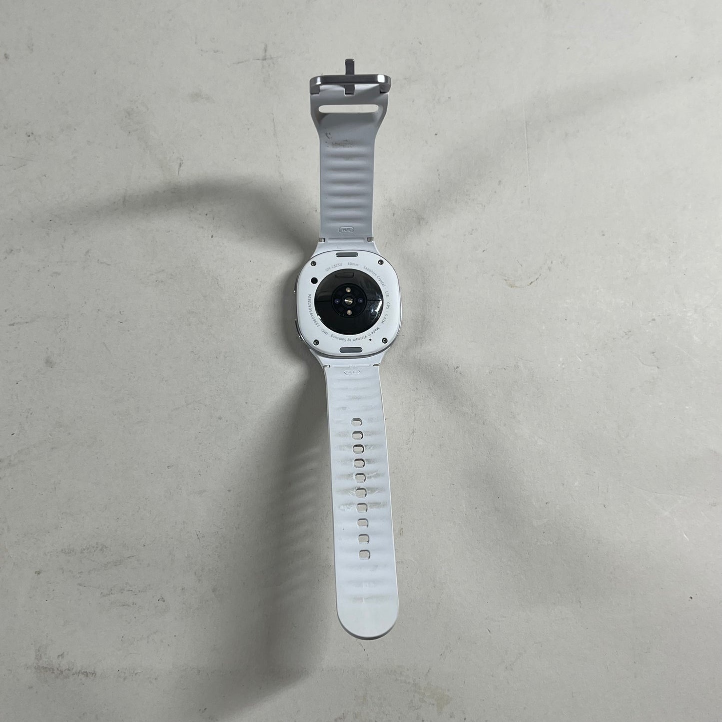 Unlocked Samsung Galaxy Watch8 Armor Aluminum SM-L325U