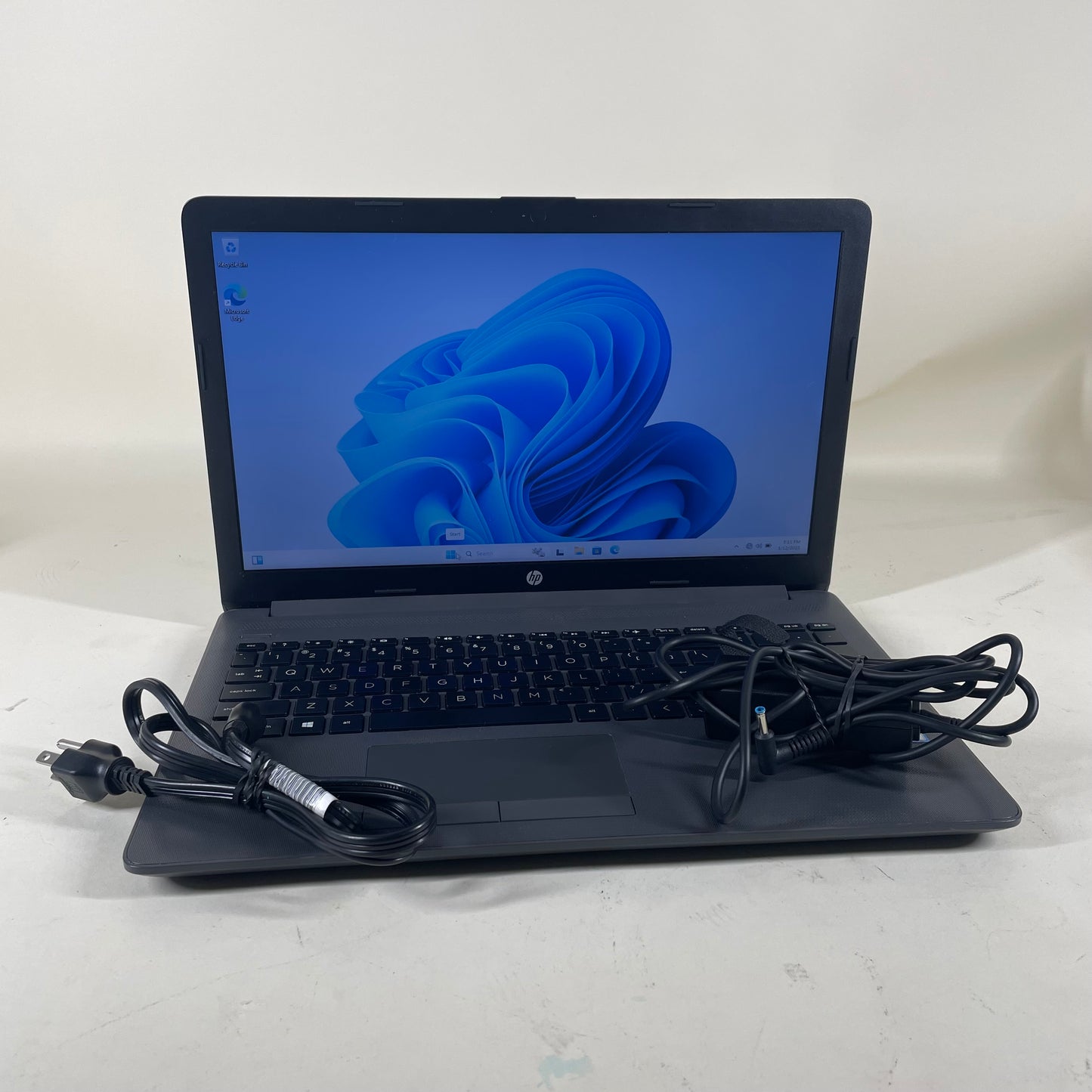 HP 250 G7 RTL8821CE 15.6" i5-8265U 1.8GHz 12GB RAM 512GB SSD