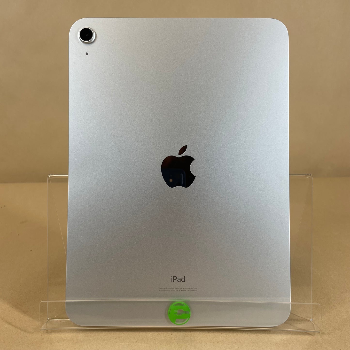 WiFi Only Apple iPad 10th Gen 64GB 17.6.1 SILVER MPQ03LL/A Slight Bend