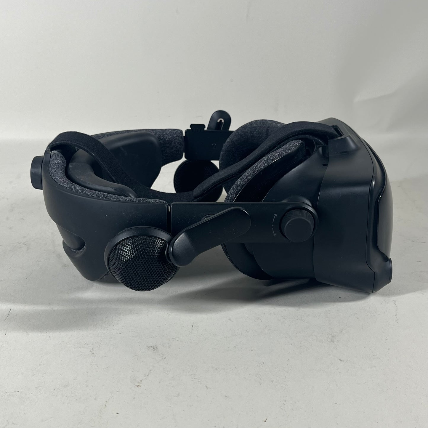 Valve Index VR Kit Standalone All-in-One VR Headset V003683-20
