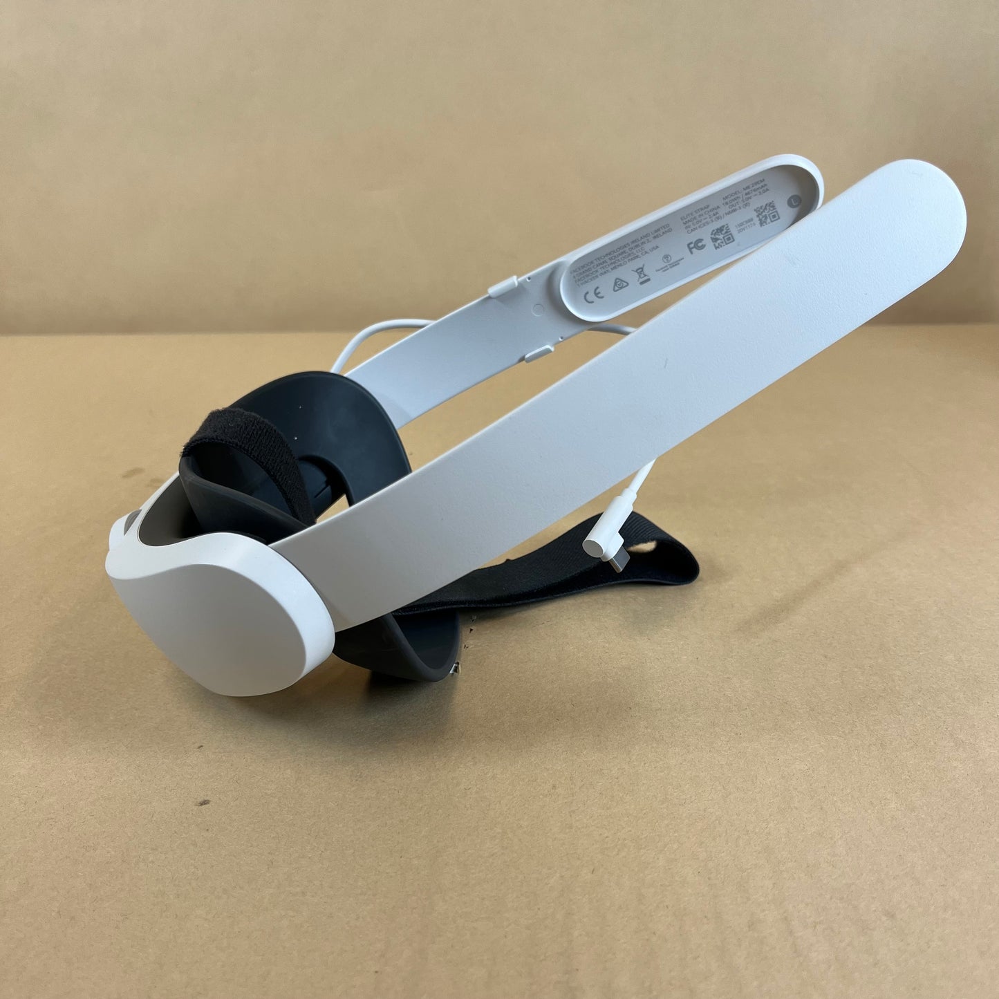 Oculus Quest 2 Elite Strap With Battery And Carrying Case 345-00937-03