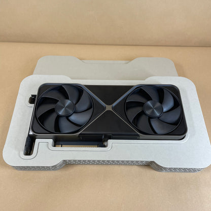New NVIDIA Geforce RTX 5080 16GB GDDR7 Graphics Card Founders Edition