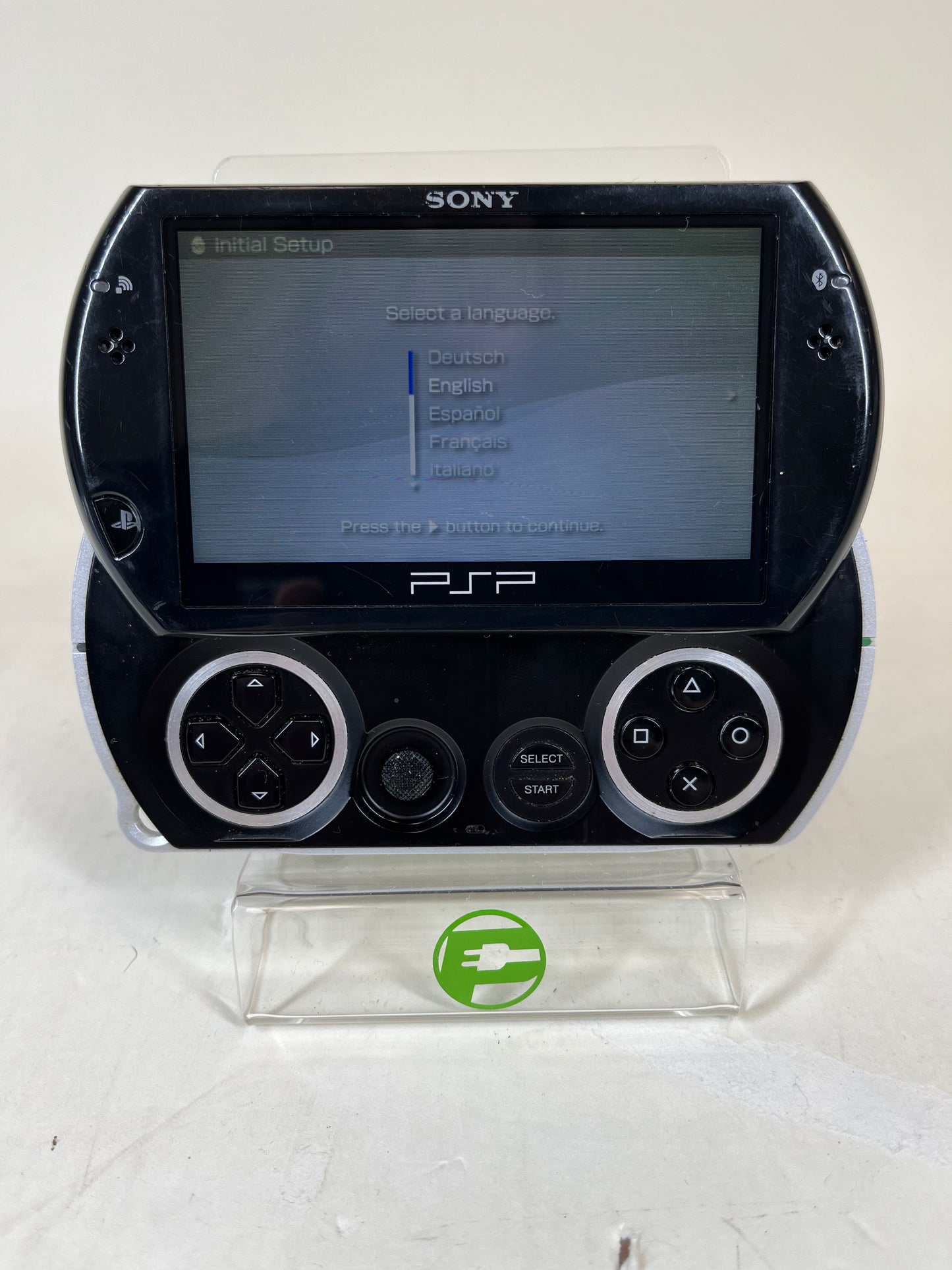 Sony Playstation Portable Go PSP PSP-N1001 Handheld Game System Black