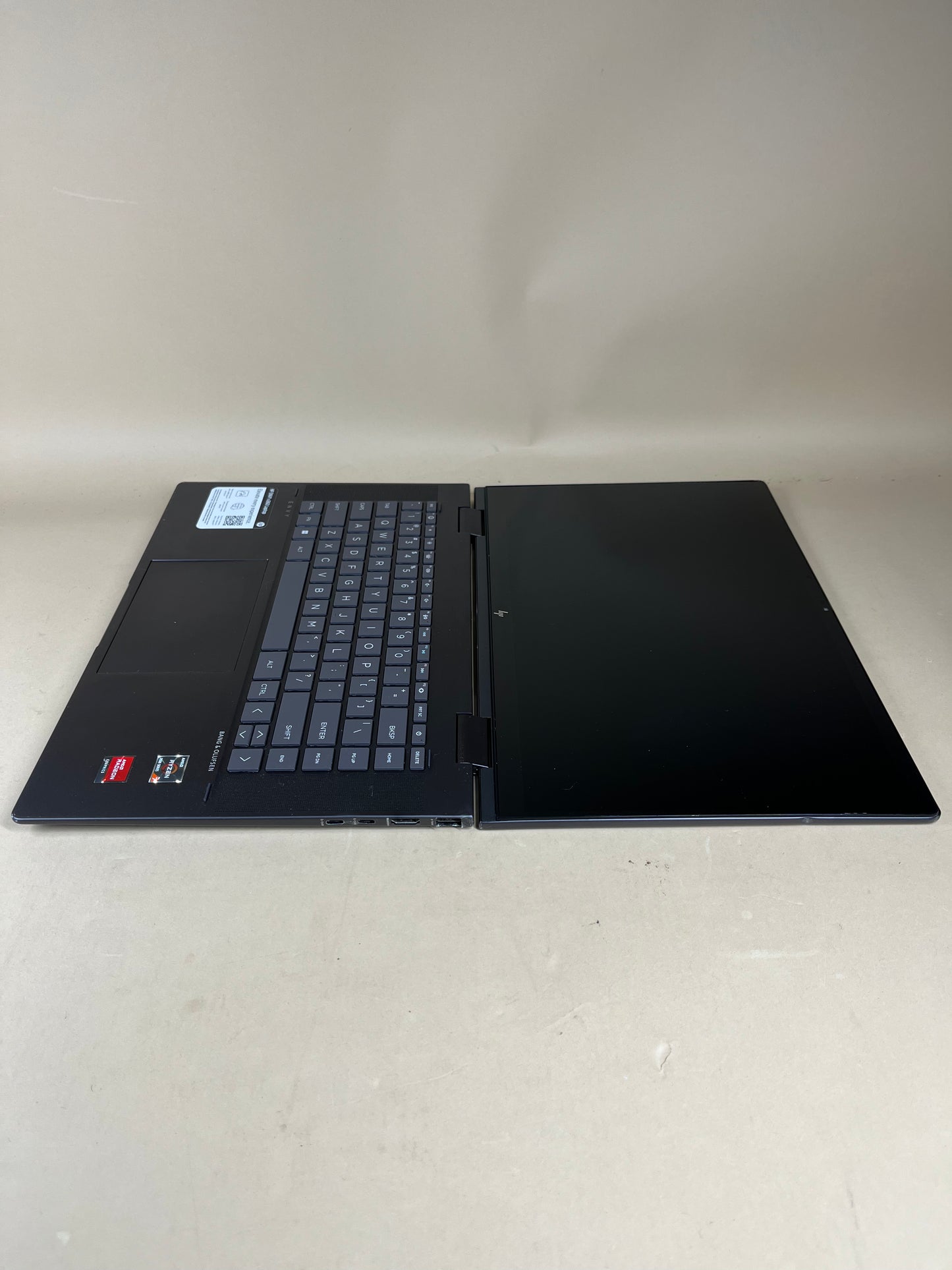 HP Envy x360 15-FH0023DX 15.6" Ryzen 7 7730U 2.0GHz 16GB RAM 512GB SSD AMD Radeon Graphics