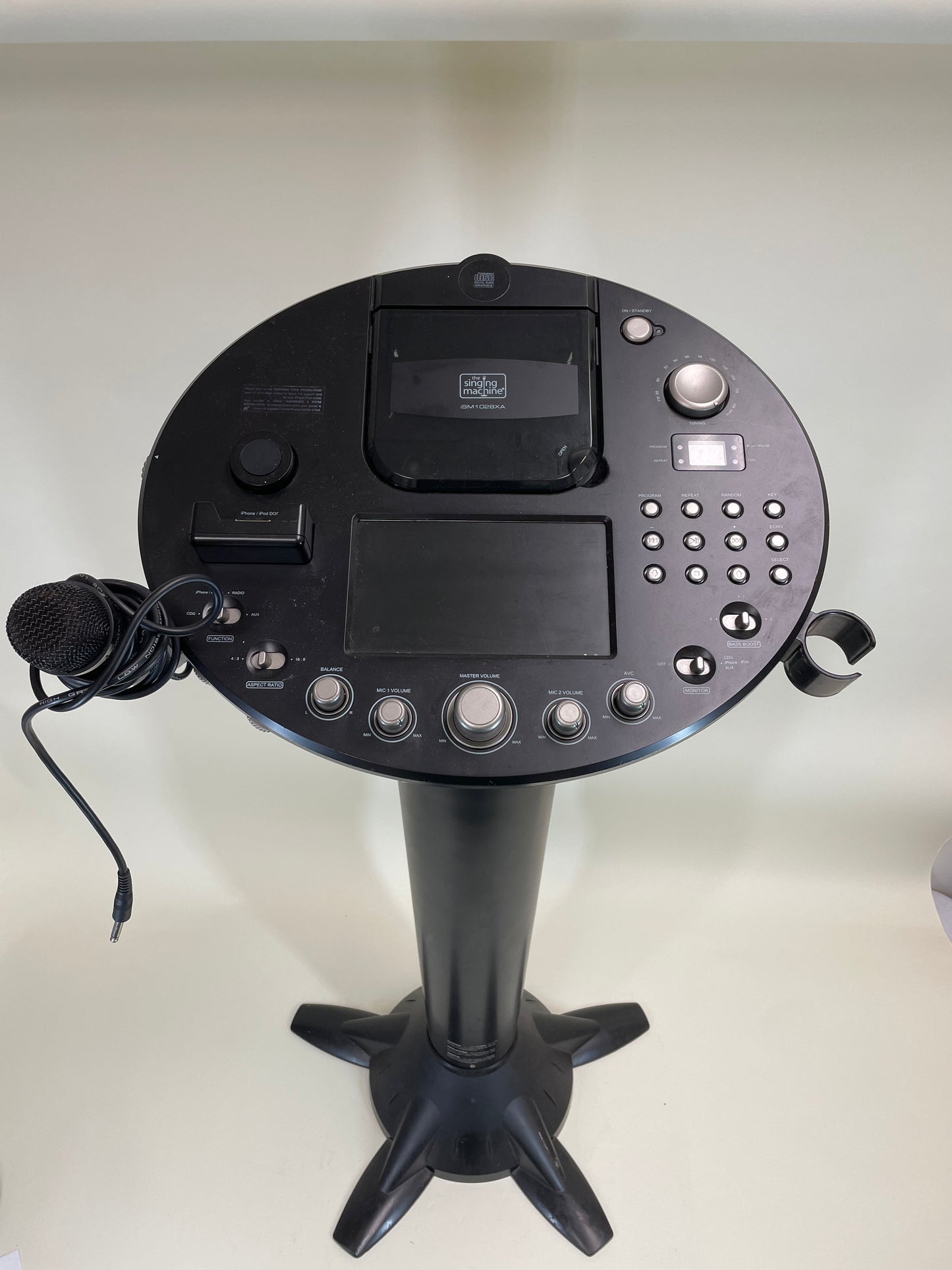THE SINGING MACHINE ISM-1028XA Pedestal Karaoke System